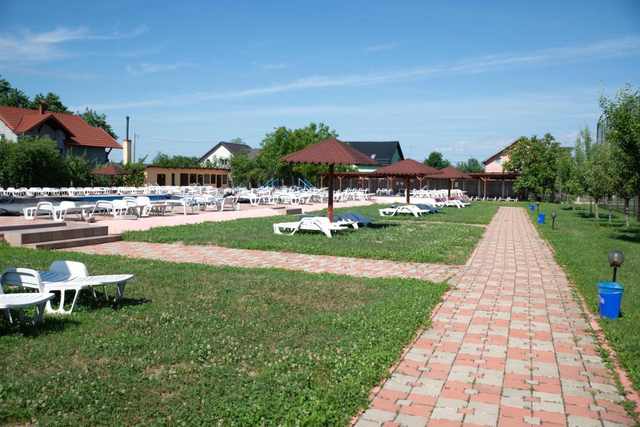 Motel Moara Veche Săcălăşeni エクステリア 写真
