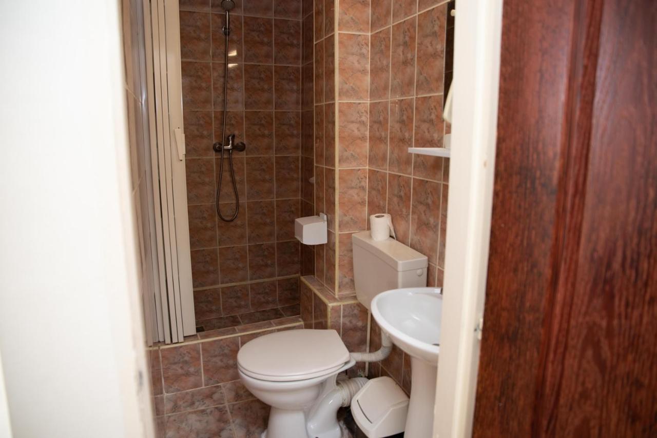 Motel Moara Veche Săcălăşeni エクステリア 写真