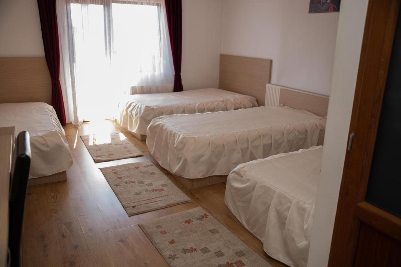 Motel Moara Veche Săcălăşeni エクステリア 写真