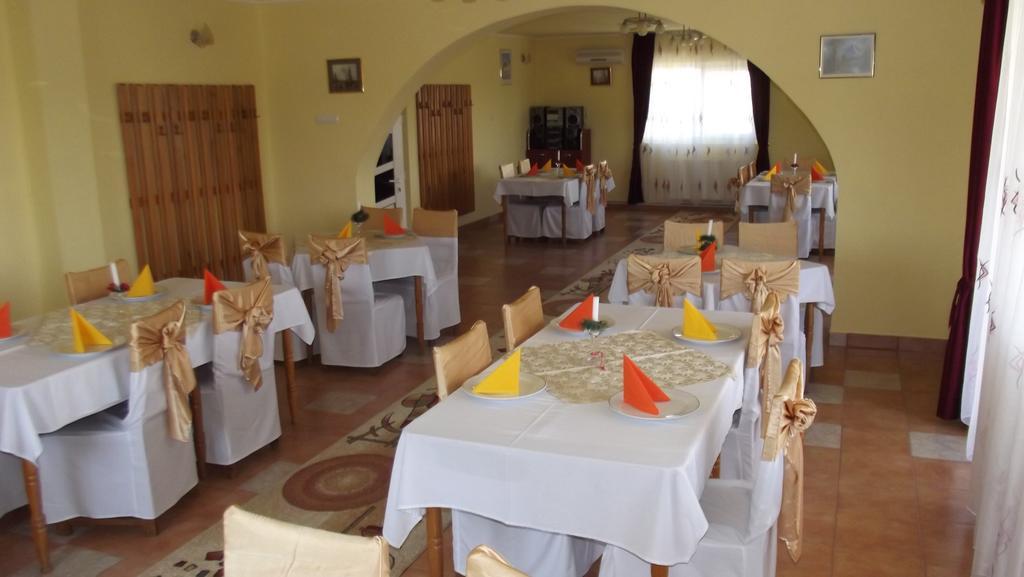 Motel Moara Veche Săcălăşeni エクステリア 写真