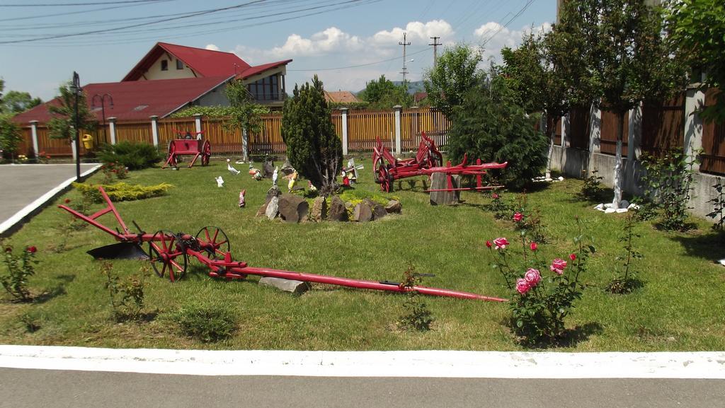 Motel Moara Veche Săcălăşeni エクステリア 写真